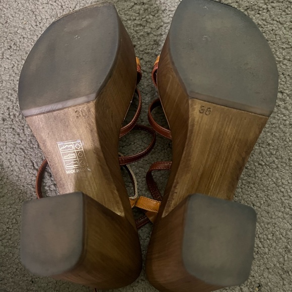 L’Intervalle Strappy Platform Sandals in Size 38 - Picture 4 of 4